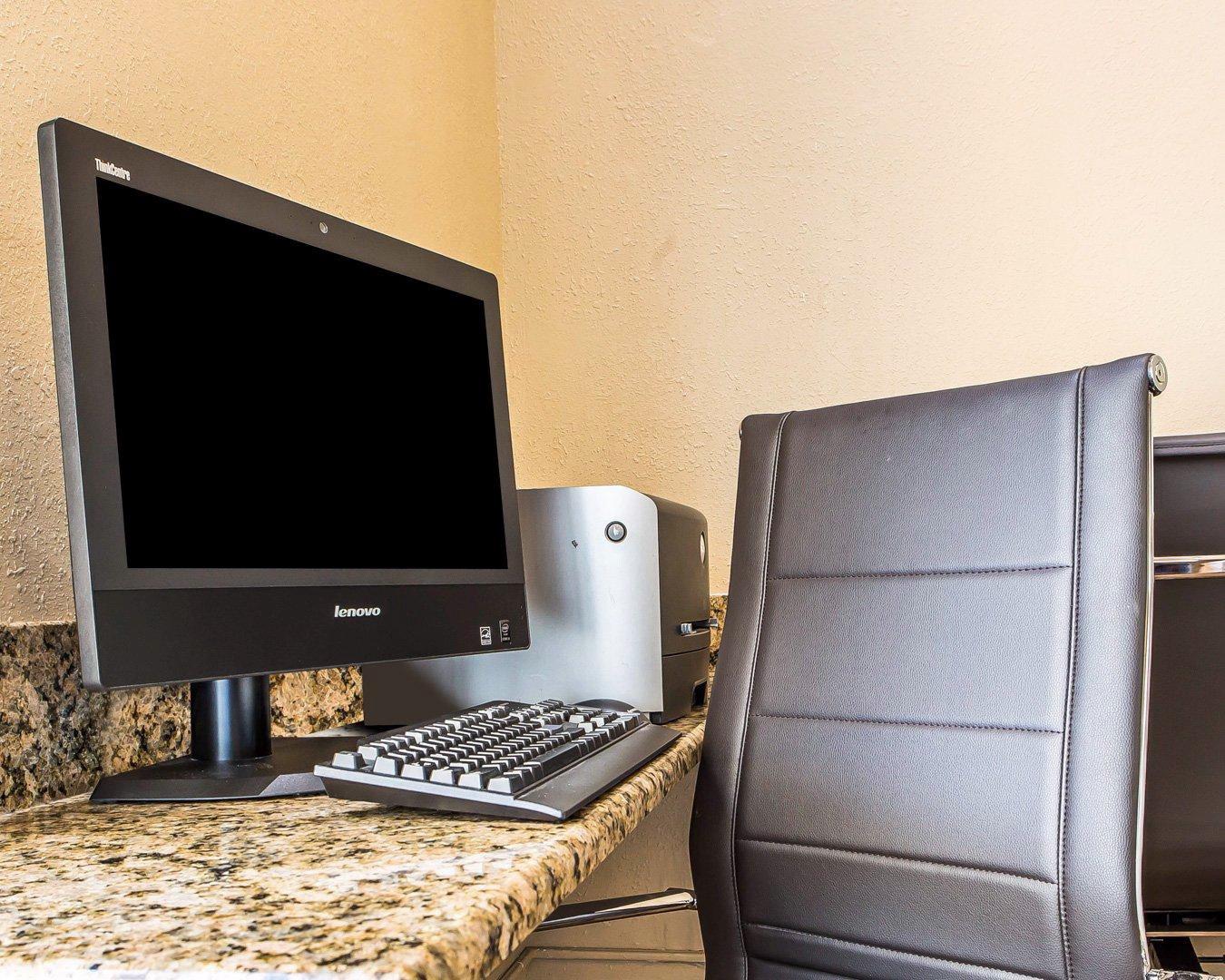 לנסינג Comfort Suites Near I-80 And I-94 מראה חיצוני תמונה