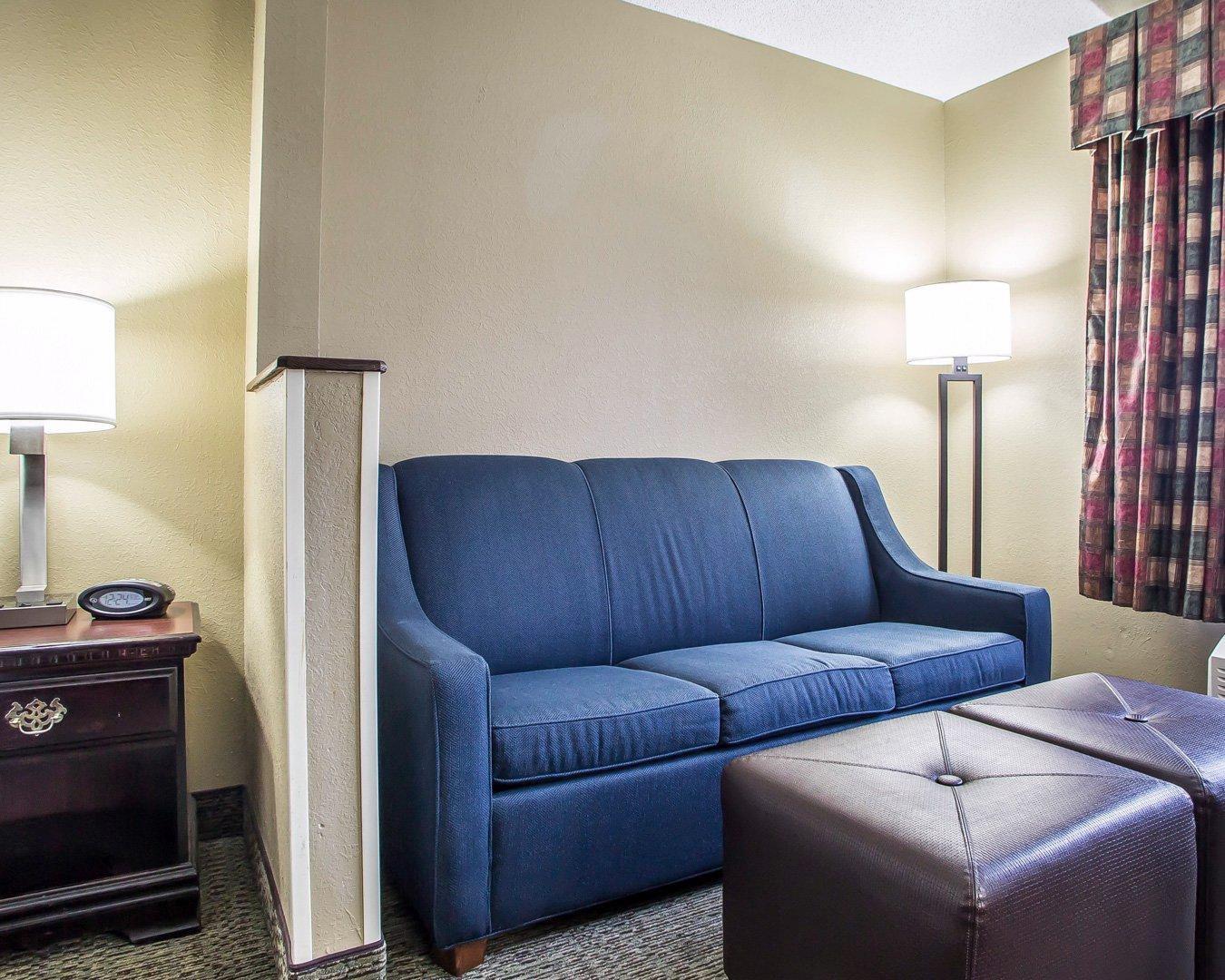 לנסינג Comfort Suites Near I-80 And I-94 מראה חיצוני תמונה