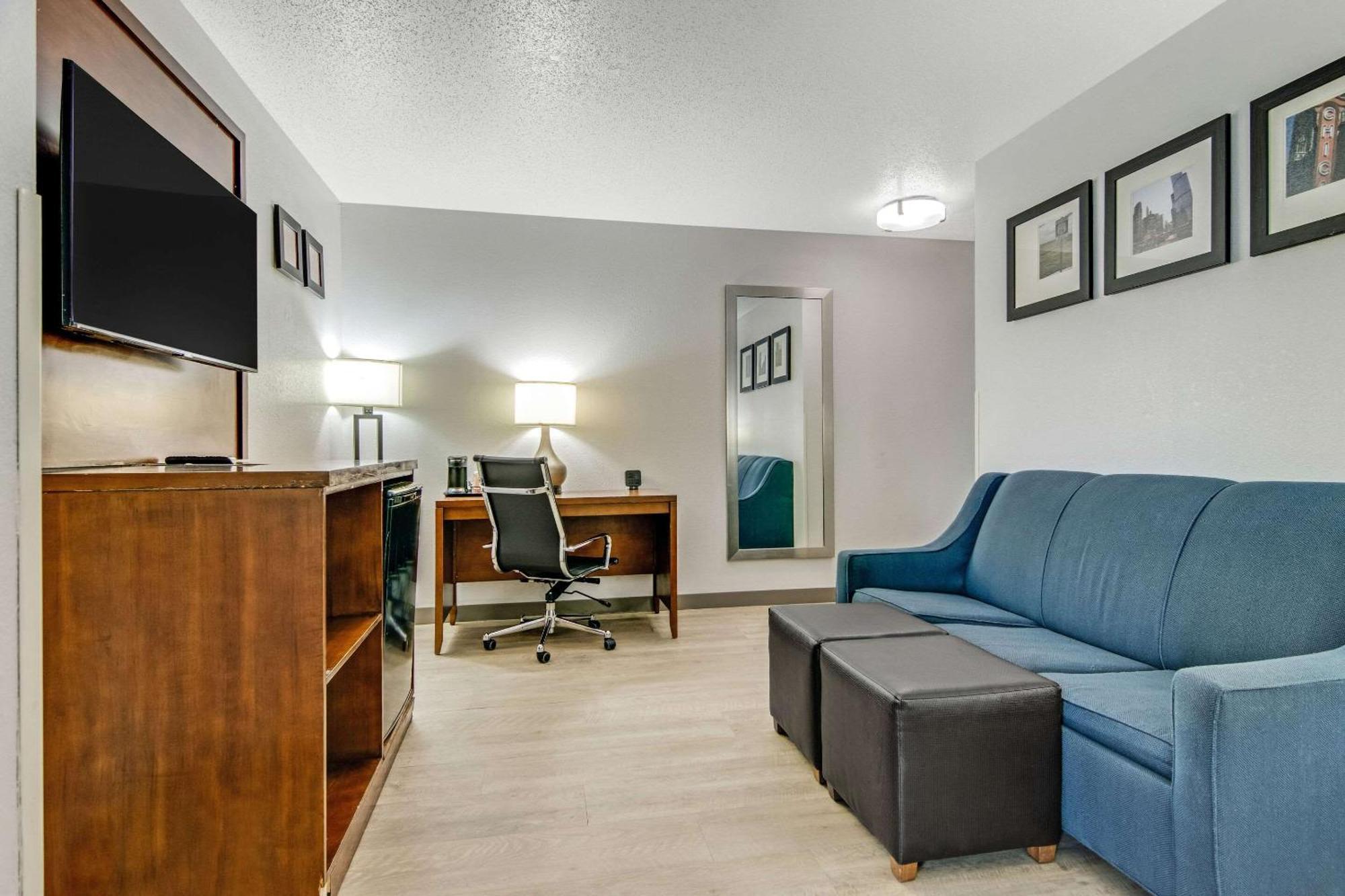 לנסינג Comfort Suites Near I-80 And I-94 מראה חיצוני תמונה